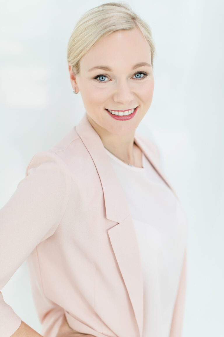 Andrea Janekova, M.D., FEBO